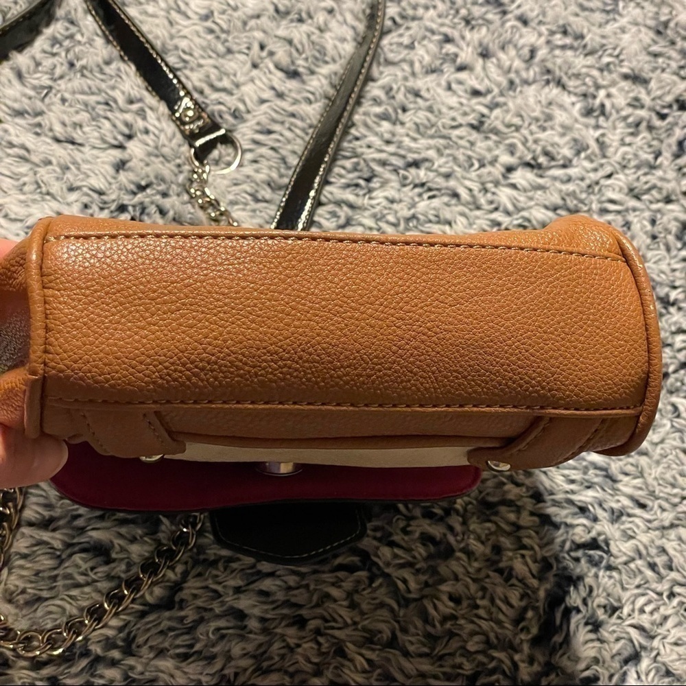 ✅7X Host Pick✅ Nine West Cross Body Purse, 7 1/4X6 1/4 - Picture 11 of 14